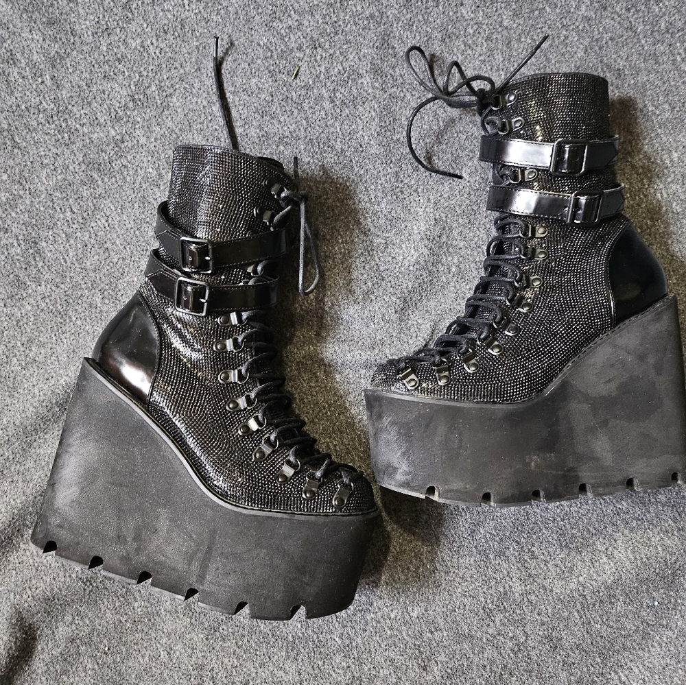 Club Exx Crystal Traitor Boots